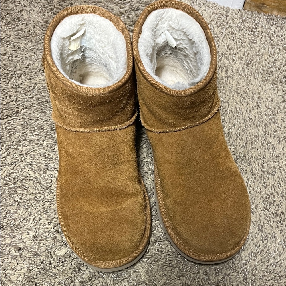 Koolaburra Tan Ankle Boots
